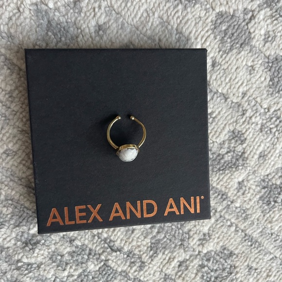 Gold plated howlite ring - Picture 2 of 2